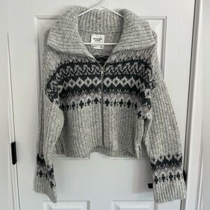 ABERCROMBIE: sweater